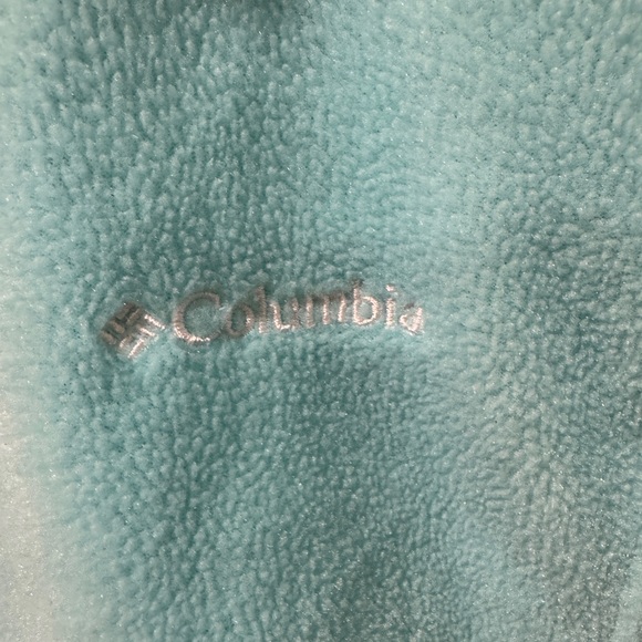 Columbia Women’s Aqua Fleece Jacket - Picture 3 of 4